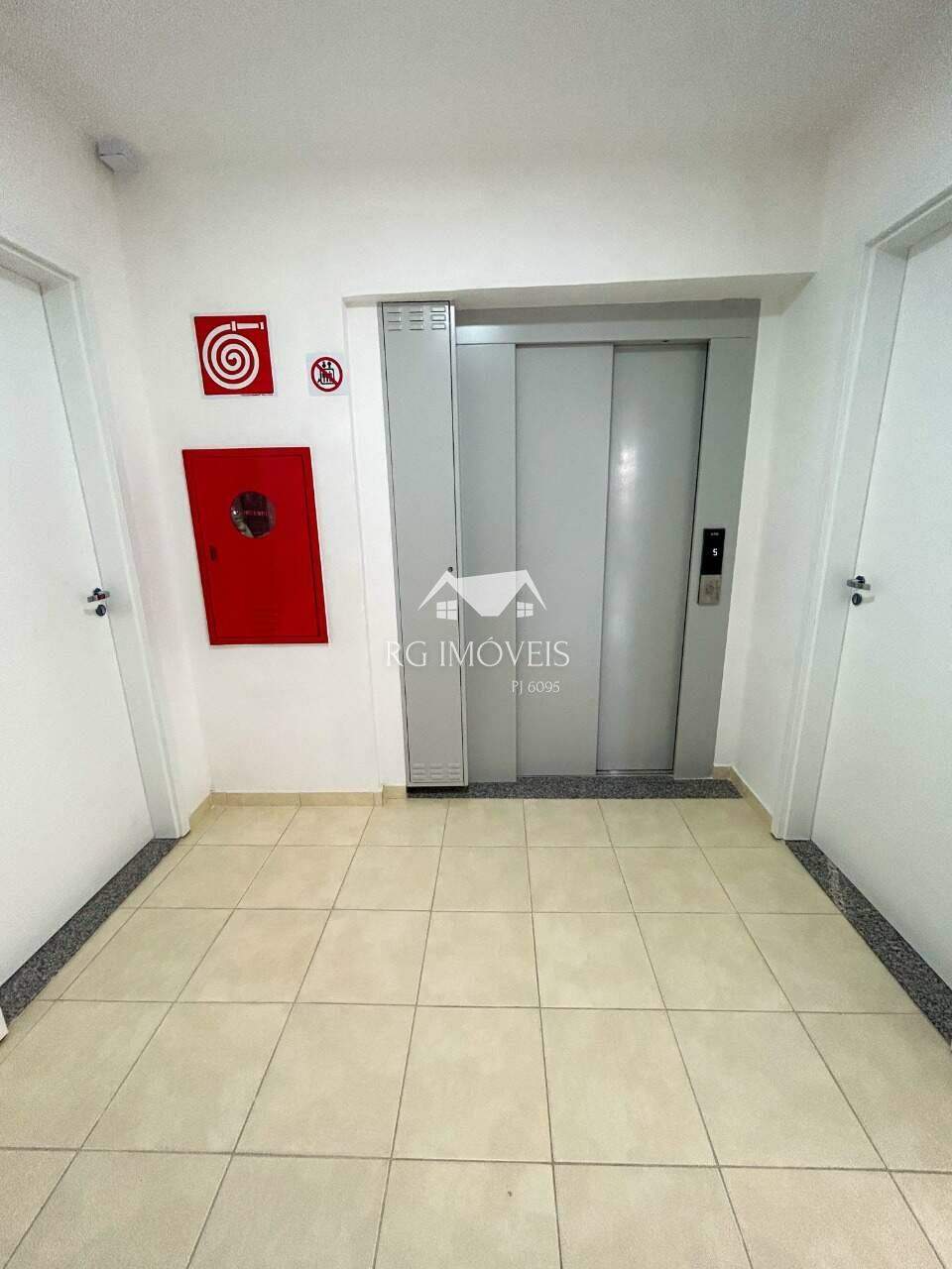 Cobertura à venda com 2 quartos, 105m² - Foto 14