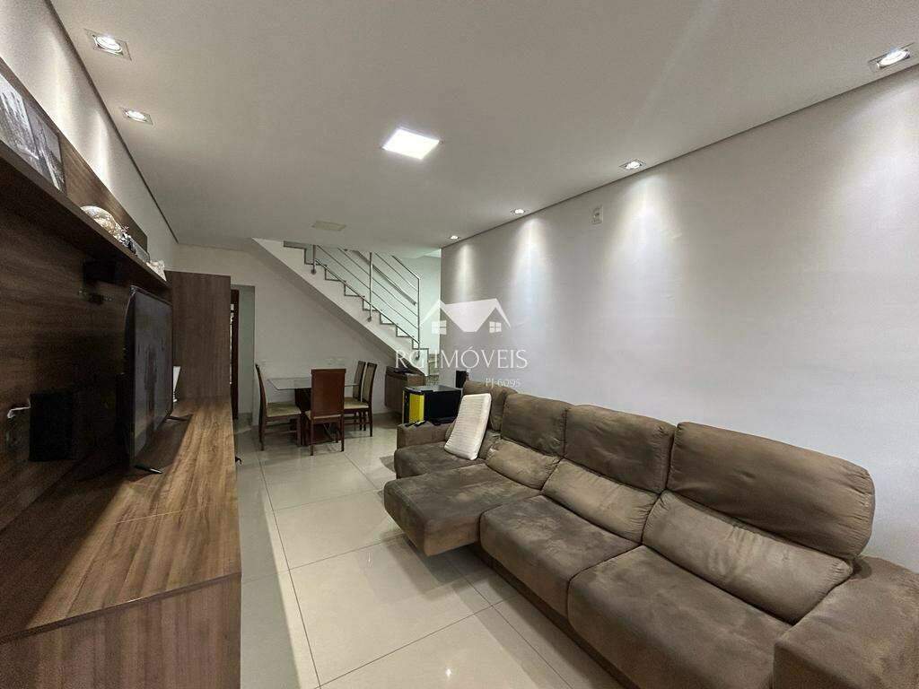 Casa à venda com 3 quartos, 156m² - Foto 4