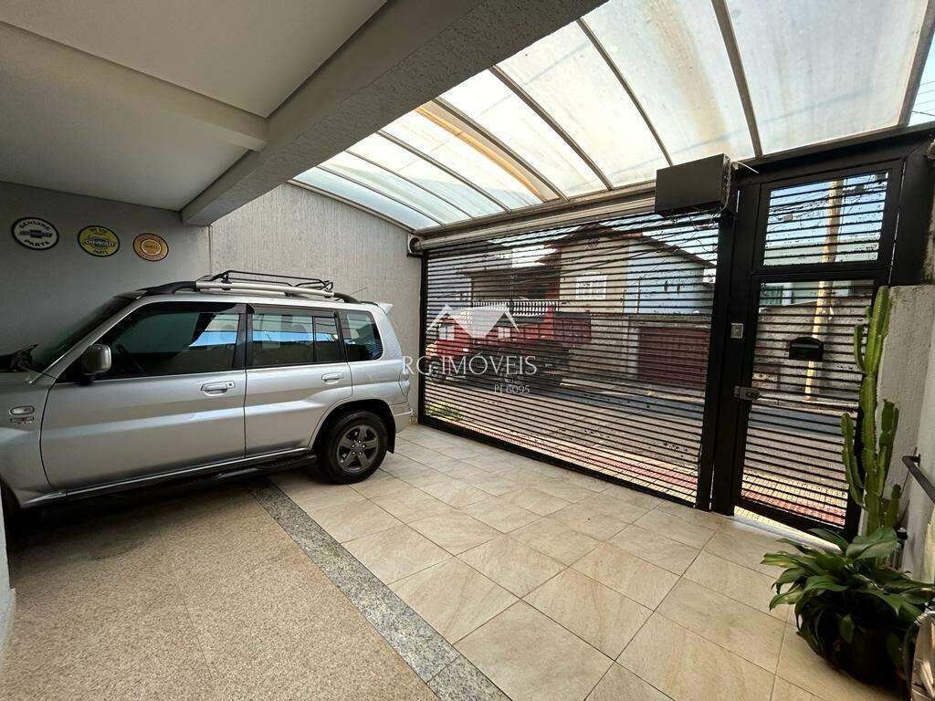 Casa à venda com 3 quartos, 156m² - Foto 3