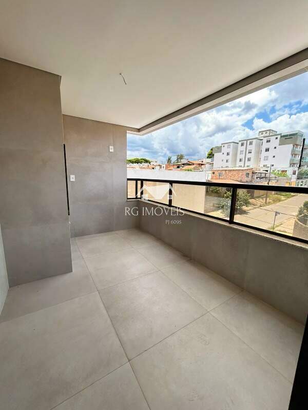 Apartamento à venda com 3 quartos, 158m² - Foto 7