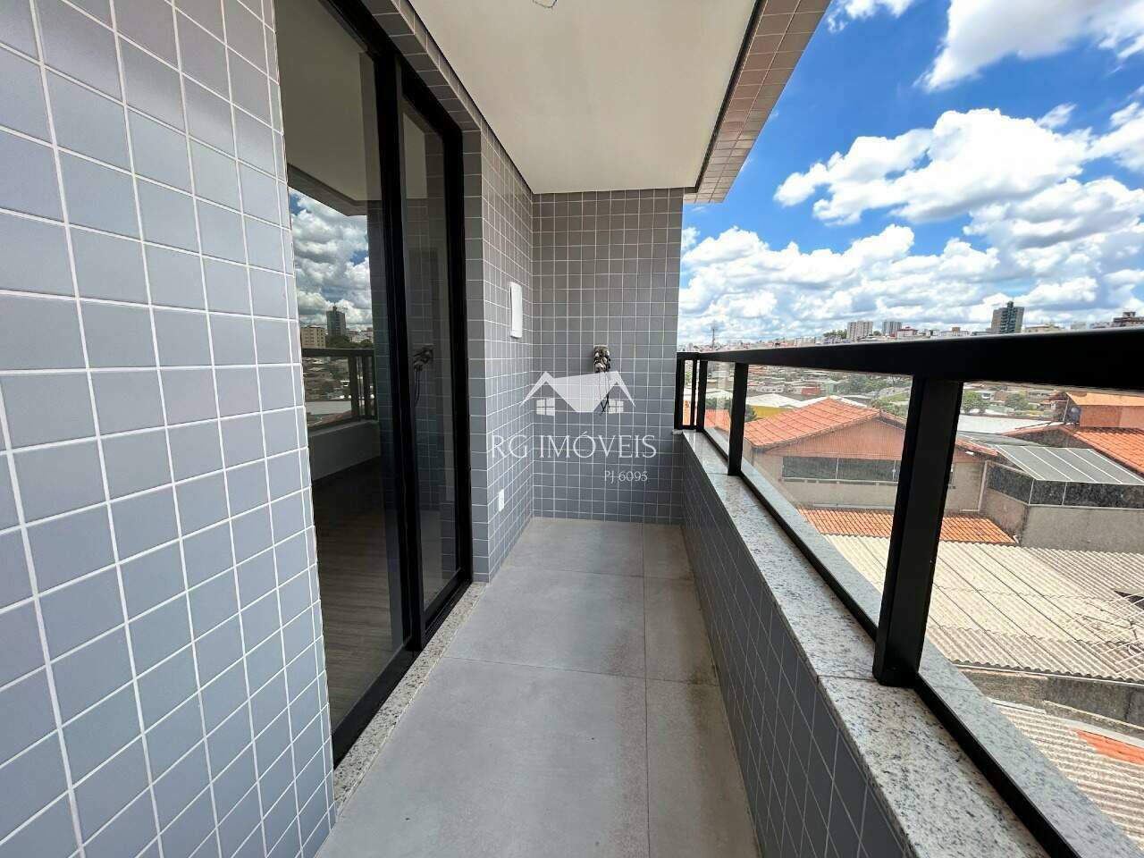 Apartamento à venda com 3 quartos, 158m² - Foto 21