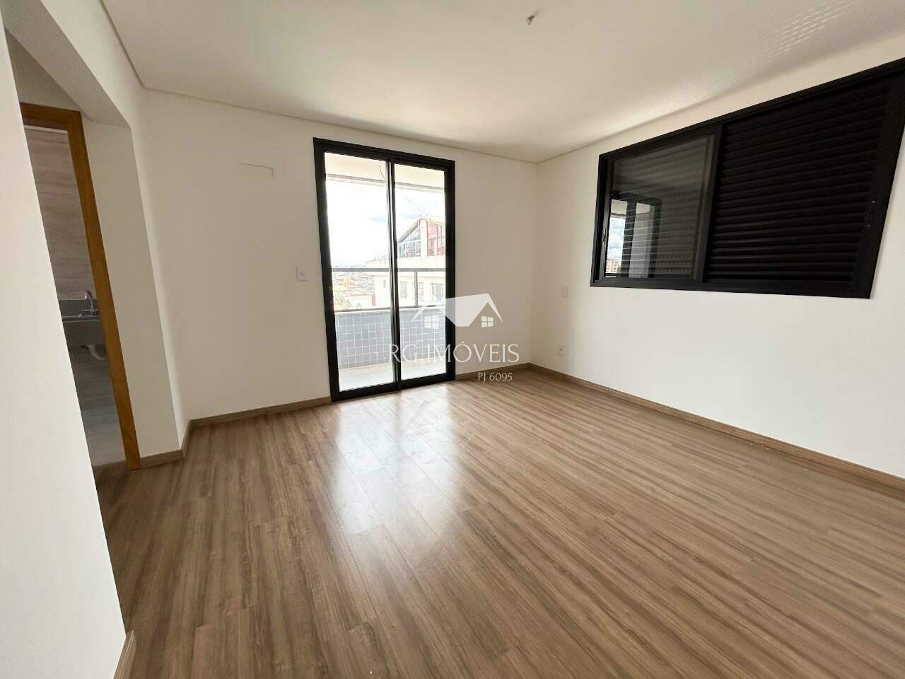 Apartamento à venda com 3 quartos, 158m² - Foto 17