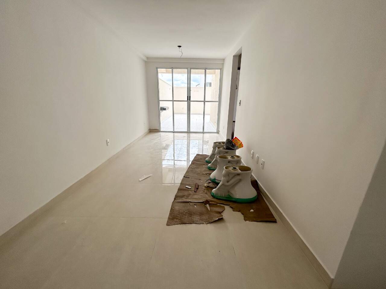 Apartamento à venda com 2 quartos, 89m² - Foto 14