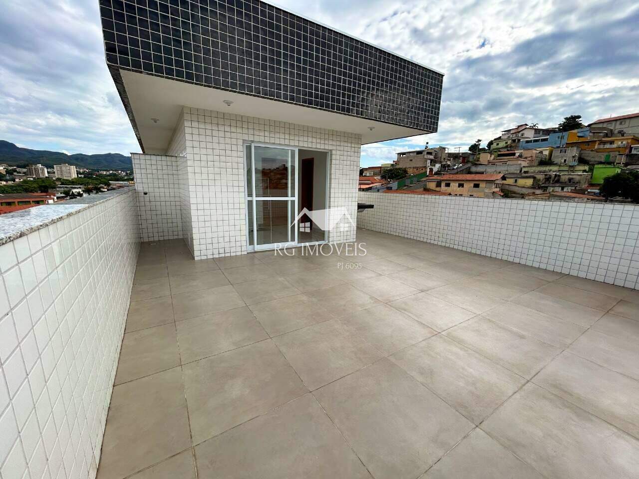 Cobertura à venda com 2 quartos, 120m² - Foto 9