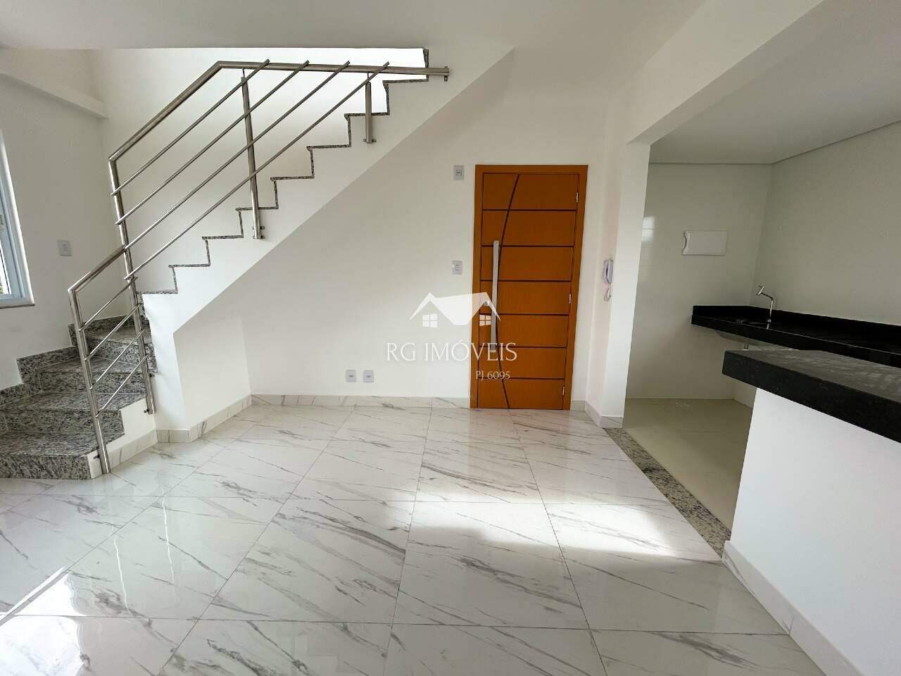 Cobertura à venda com 2 quartos, 120m² - Foto 13