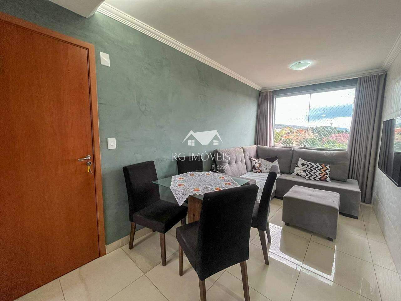 Apartamento à venda com 2 quartos, 58m² - Foto 4