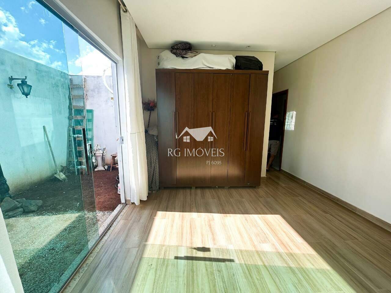 Casa de Condomínio à venda com 4 quartos, 283m² - Foto 25