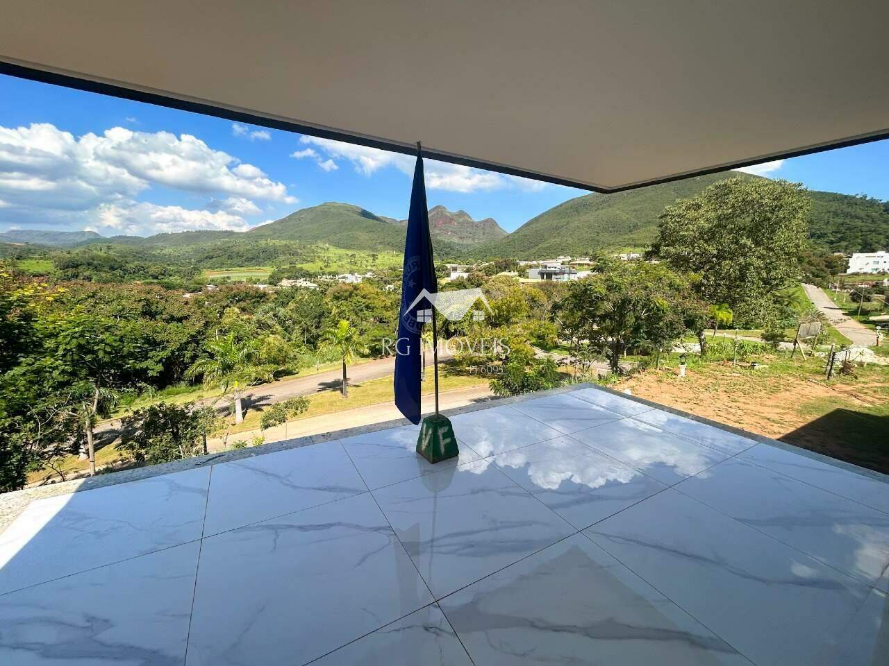 Casa de Condomínio à venda com 4 quartos, 283m² - Foto 12