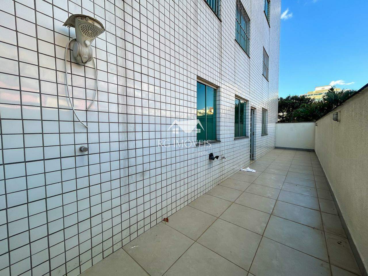 Apartamento à venda com 3 quartos, 117m² - Foto 9