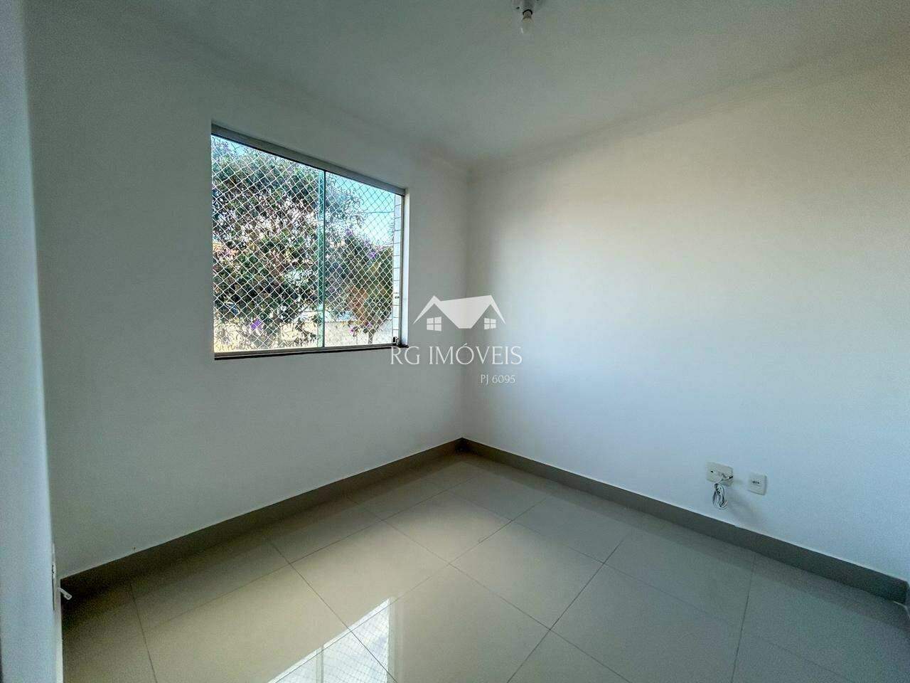 Apartamento à venda com 3 quartos, 117m² - Foto 13