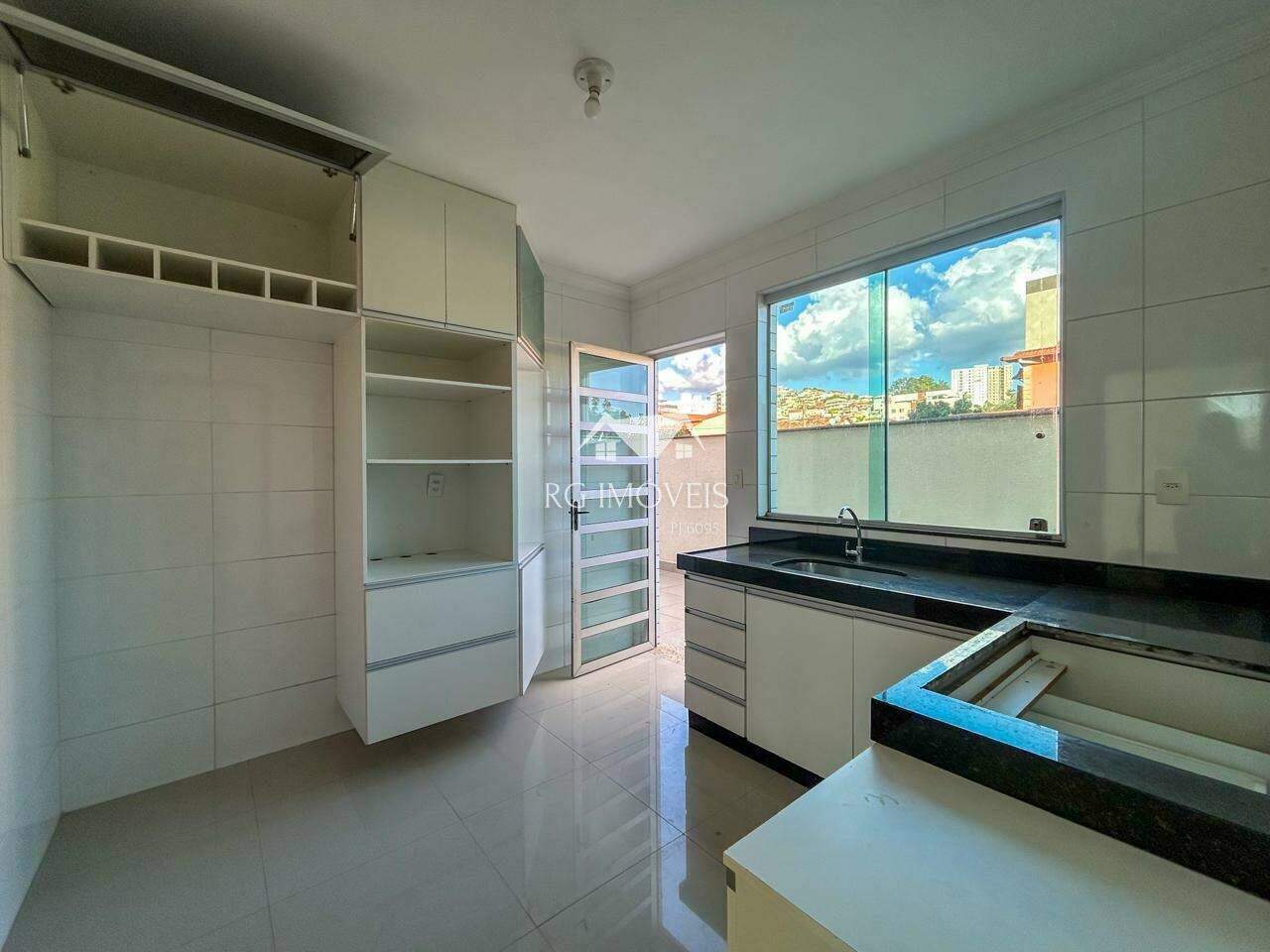 Apartamento à venda com 3 quartos, 117m² - Foto 5