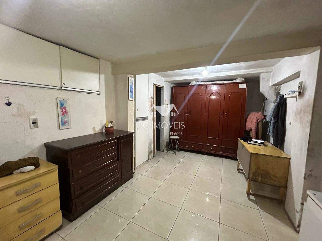 Casa à venda com 3 quartos, 220m² - Foto 20