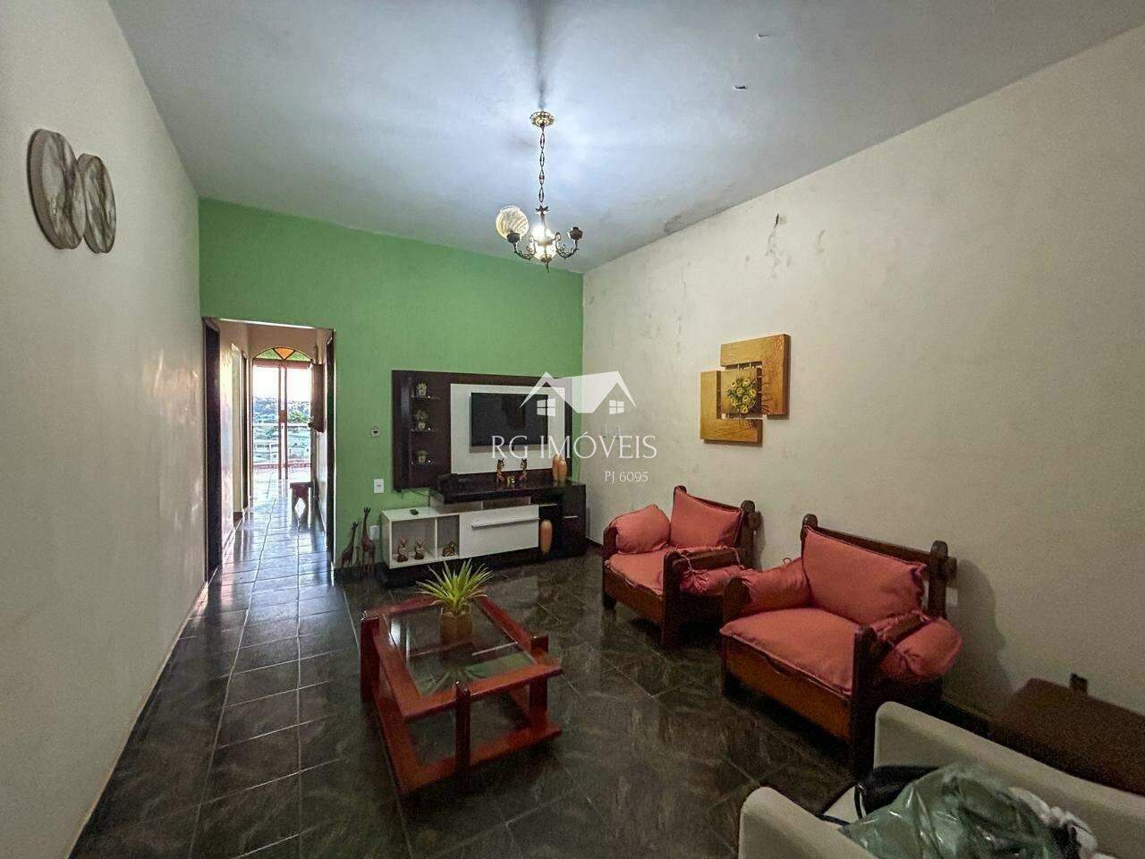 Casa à venda com 3 quartos, 220m² - Foto 5