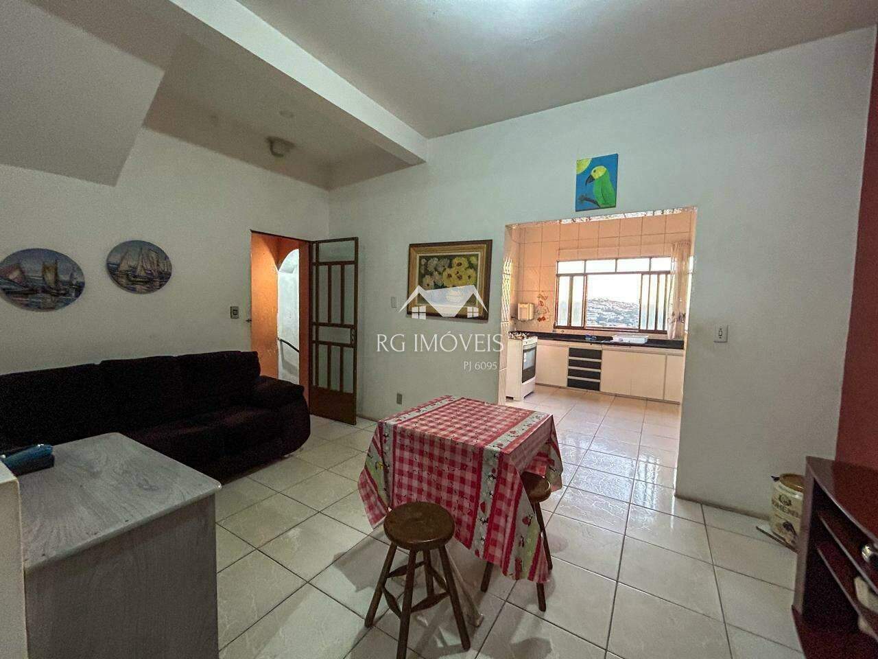 Casa à venda com 3 quartos, 220m² - Foto 13