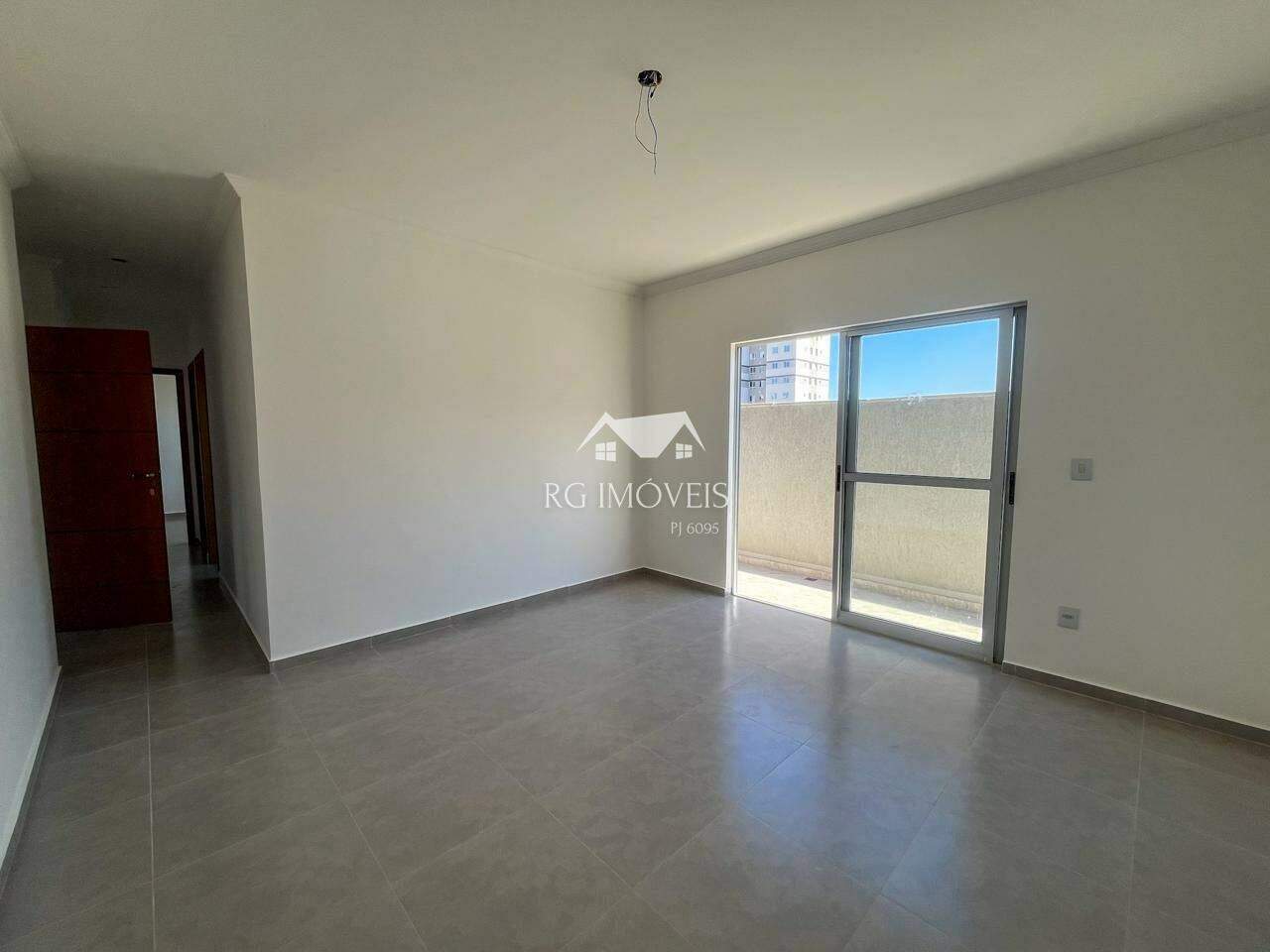 Apartamento à venda com 2 quartos, 79m² - Foto 2