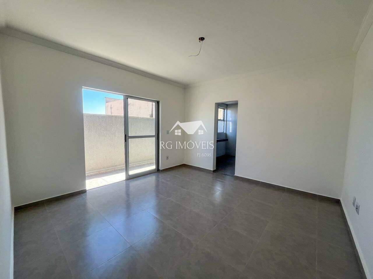 Apartamento à venda com 2 quartos, 79m² - Foto 3