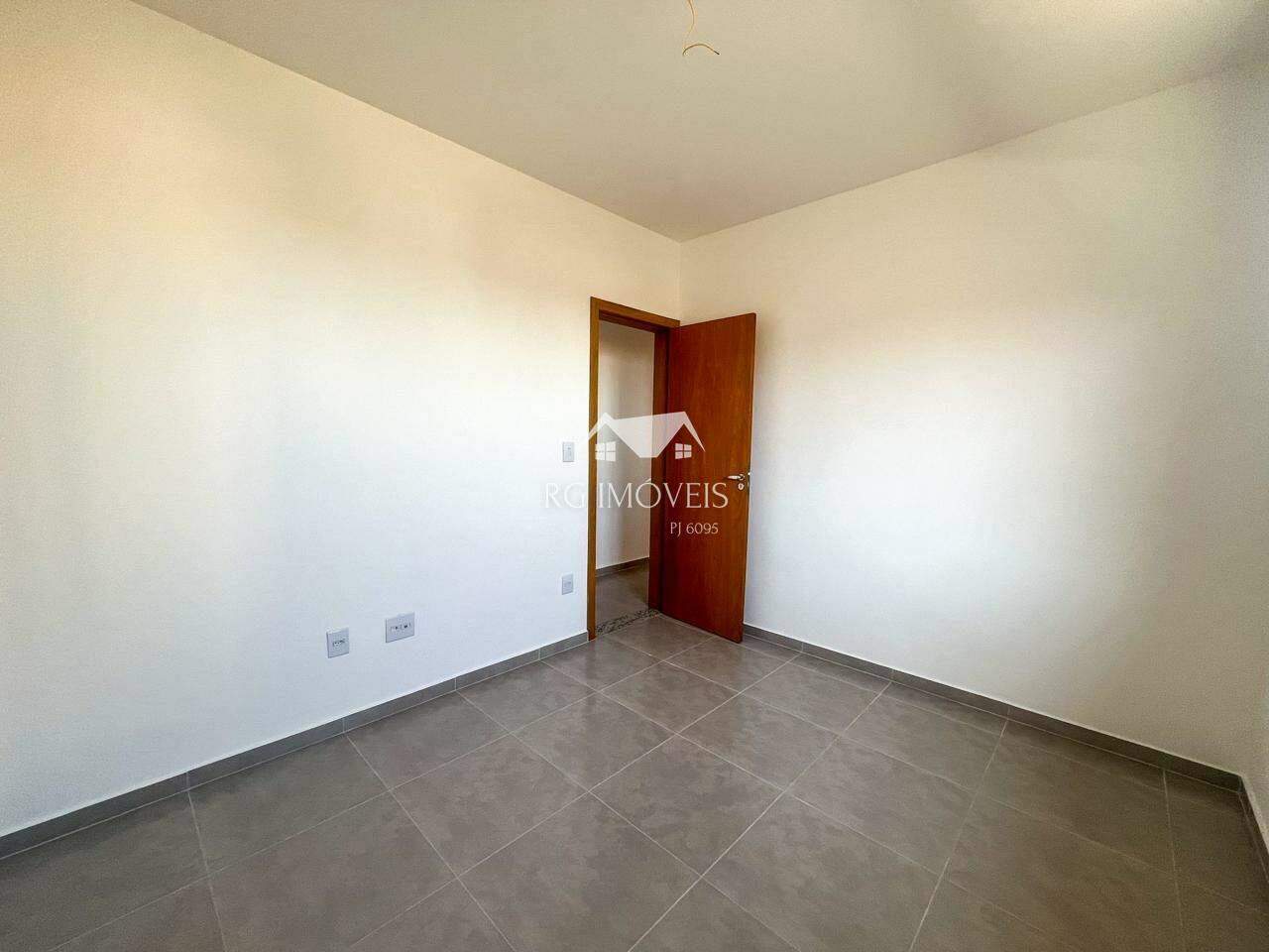 Apartamento à venda com 2 quartos, 79m² - Foto 11