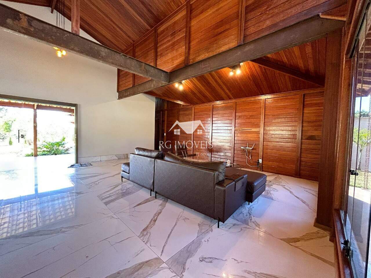 Casa de Condomínio à venda com 3 quartos, 300m² - Foto 5