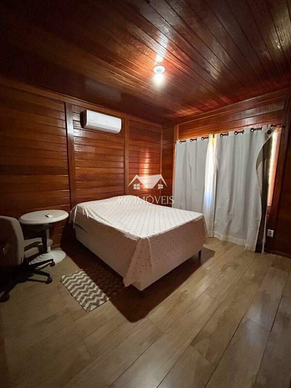 Casa de Condomínio à venda com 3 quartos, 300m² - Foto 24