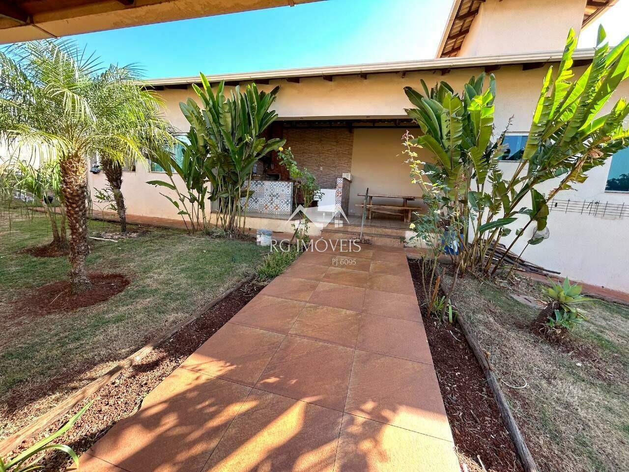 Casa de Condomínio à venda com 4 quartos, 277m² - Foto 22