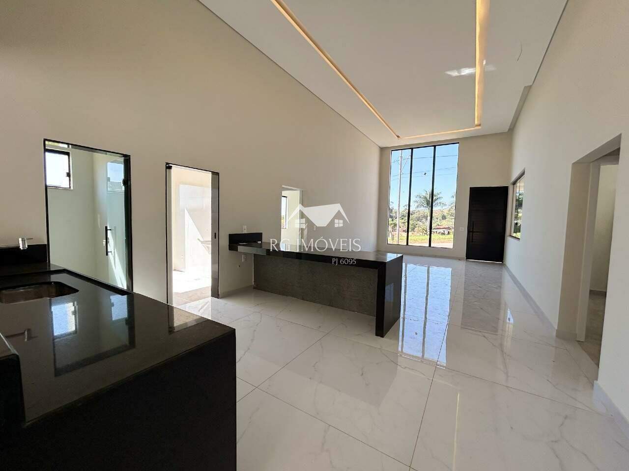 Casa de Condomínio à venda com 4 quartos, 262m² - Foto 8