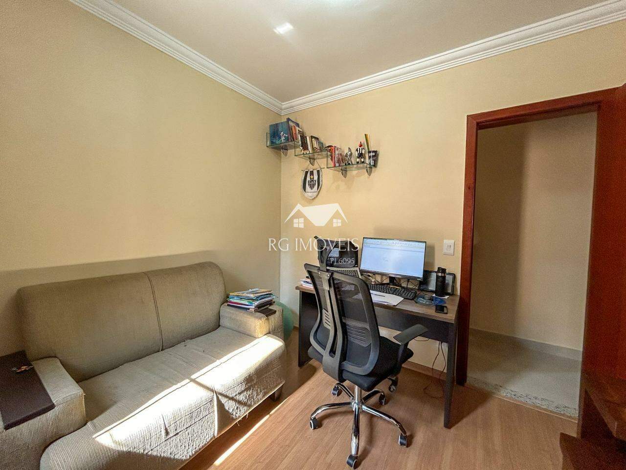 Apartamento à venda com 3 quartos, 77m² - Foto 11