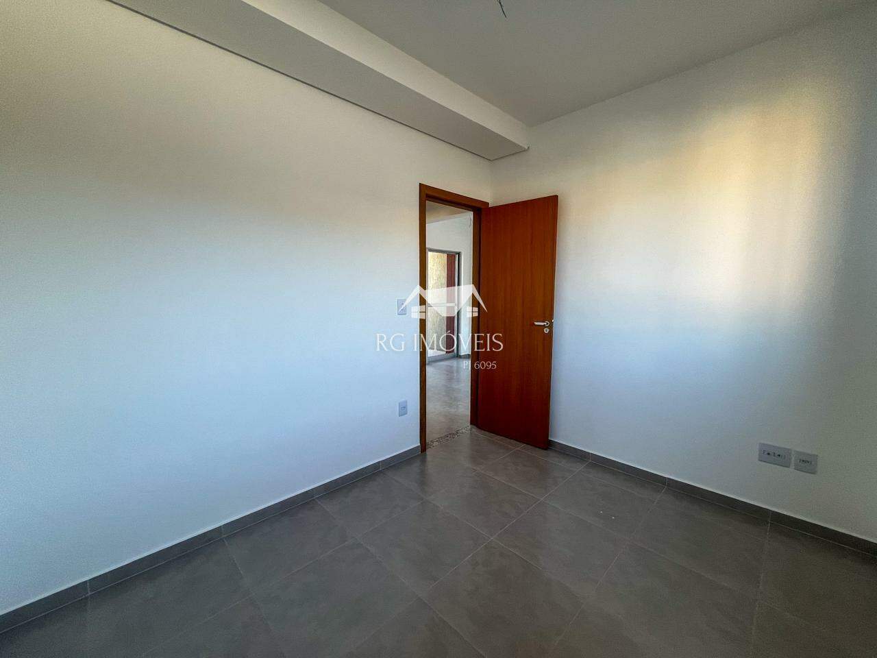 Apartamento à venda com 2 quartos, 90m² - Foto 11