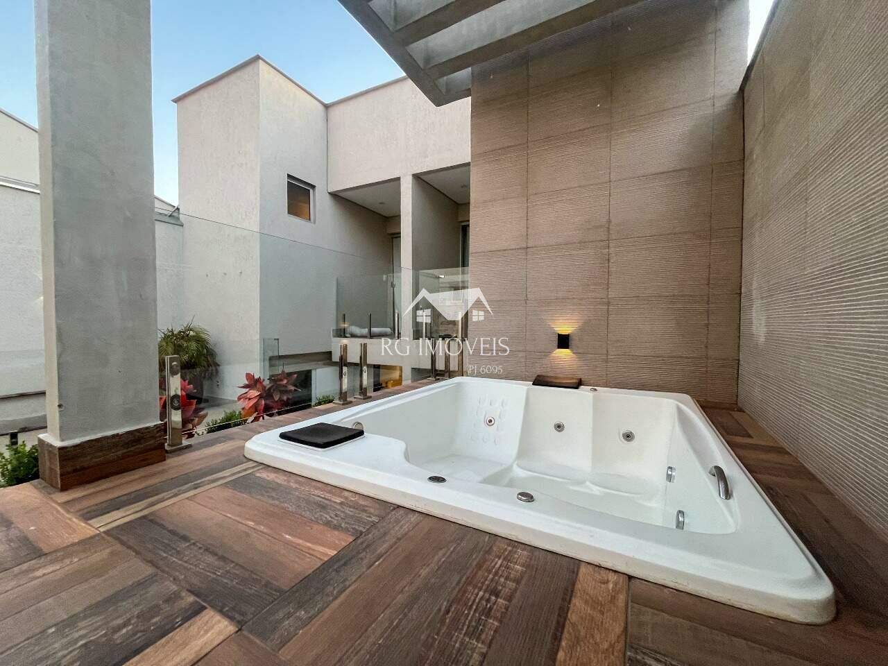 Casa à venda com 4 quartos, 175m² - Foto 6