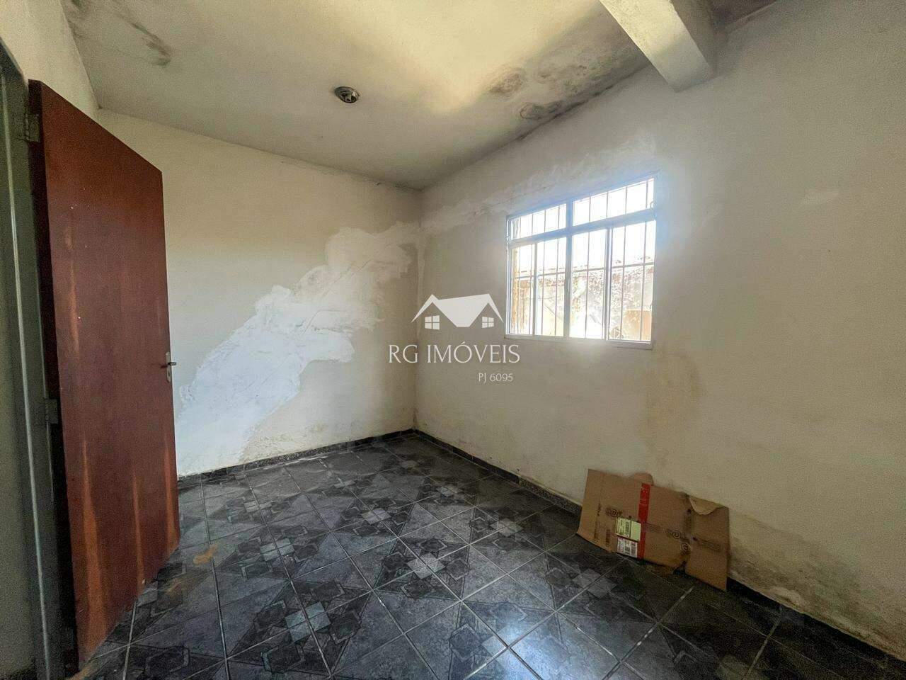 Casa à venda com 2 quartos, 128m² - Foto 12