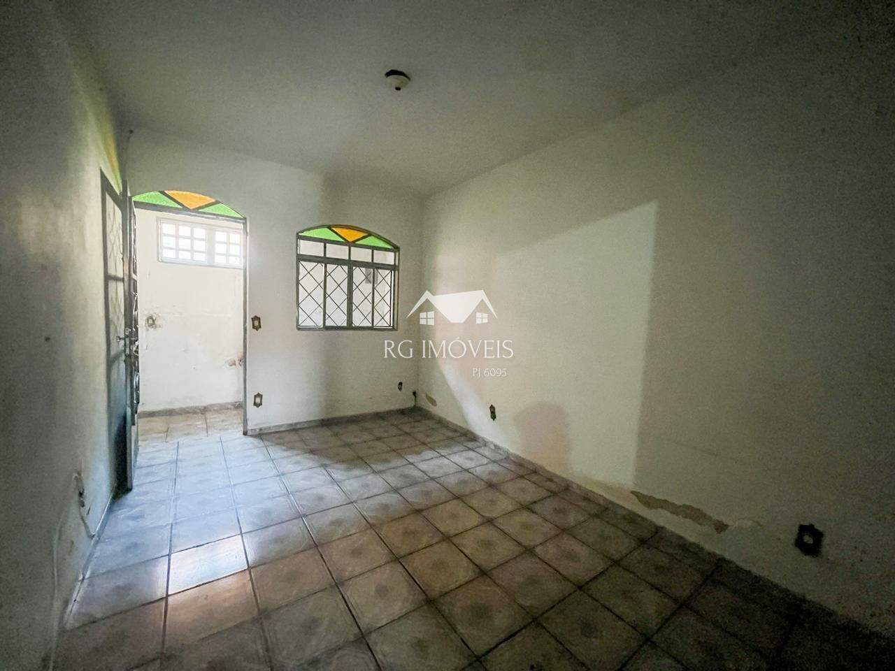 Casa à venda com 2 quartos, 128m² - Foto 7