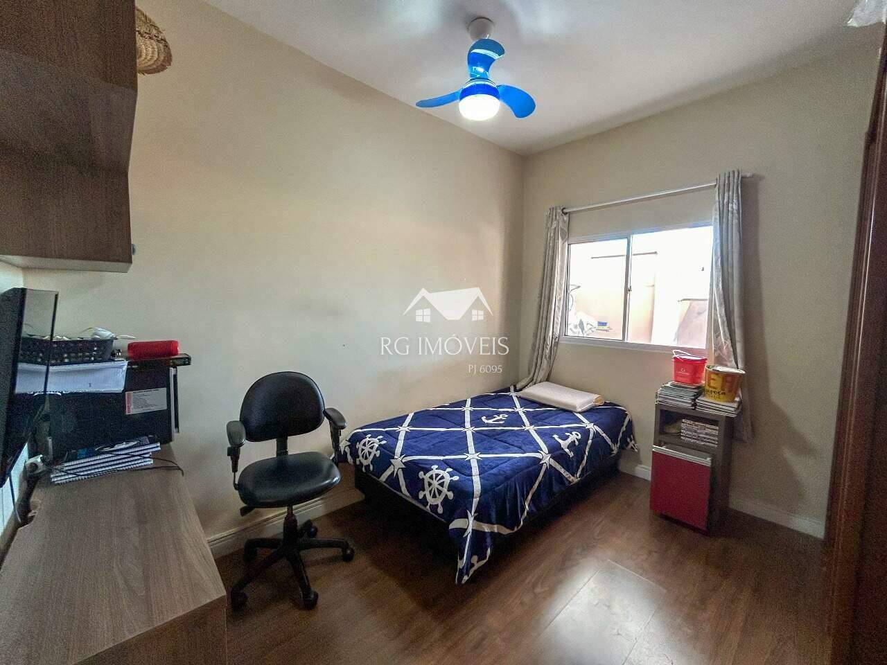 Casa à venda com 4 quartos, 214m² - Foto 16