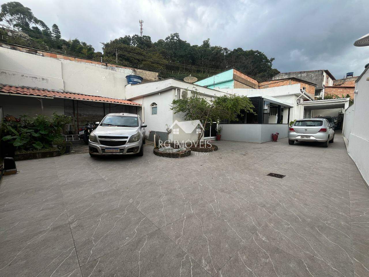 Casa, 4 quartos, 214 m² - Foto 2