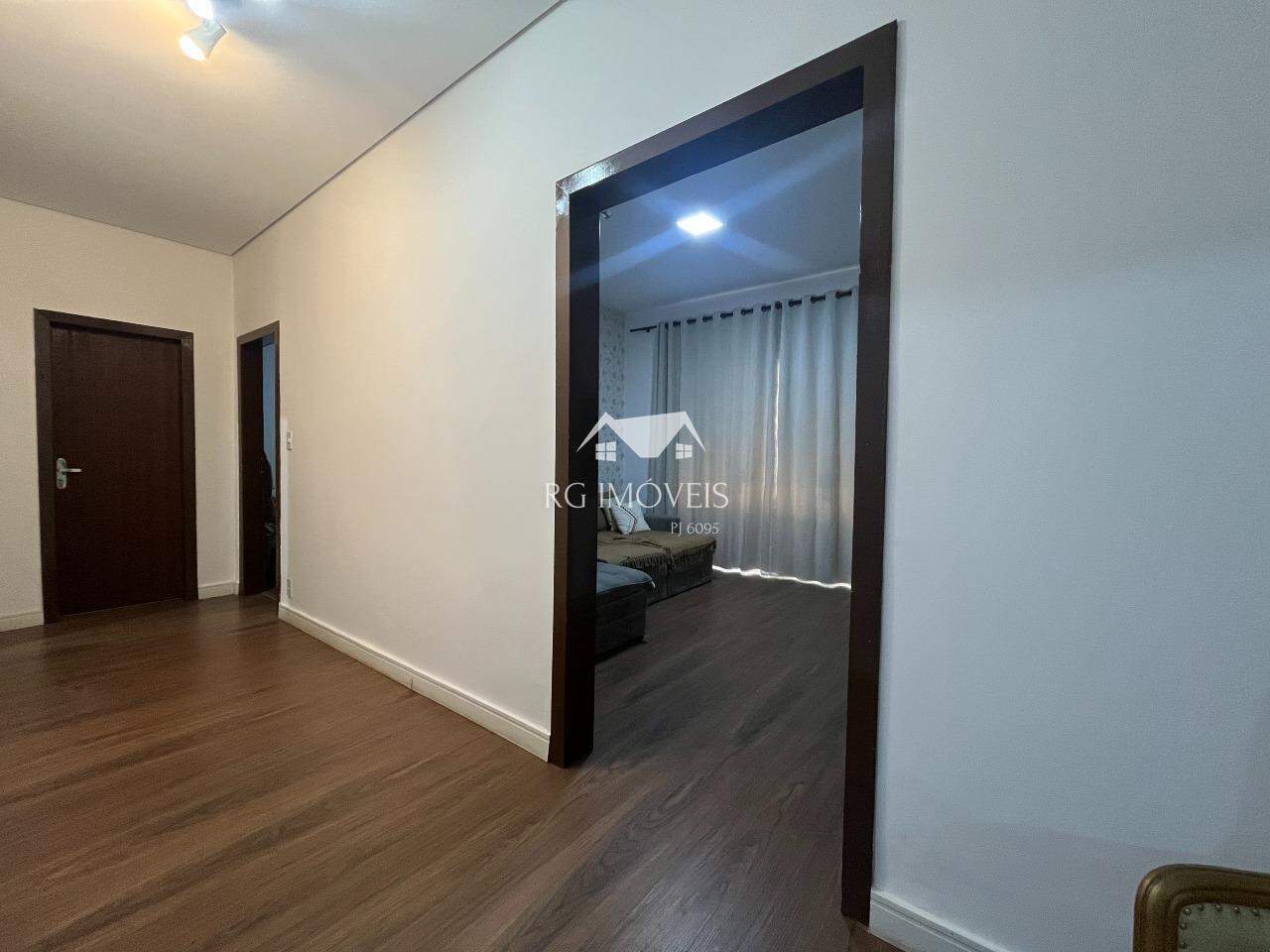 Casa, 4 quartos, 214 m² - Foto 8
