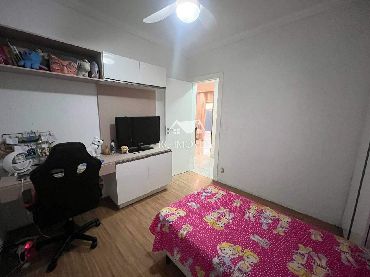 Casa à venda com 3 quartos, 175m² - Foto 18