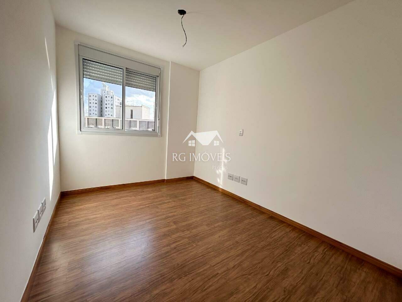 Apartamento à venda com 3 quartos, 80m² - Foto 17