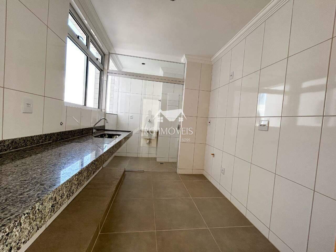 Apartamento à venda com 3 quartos, 80m² - Foto 9