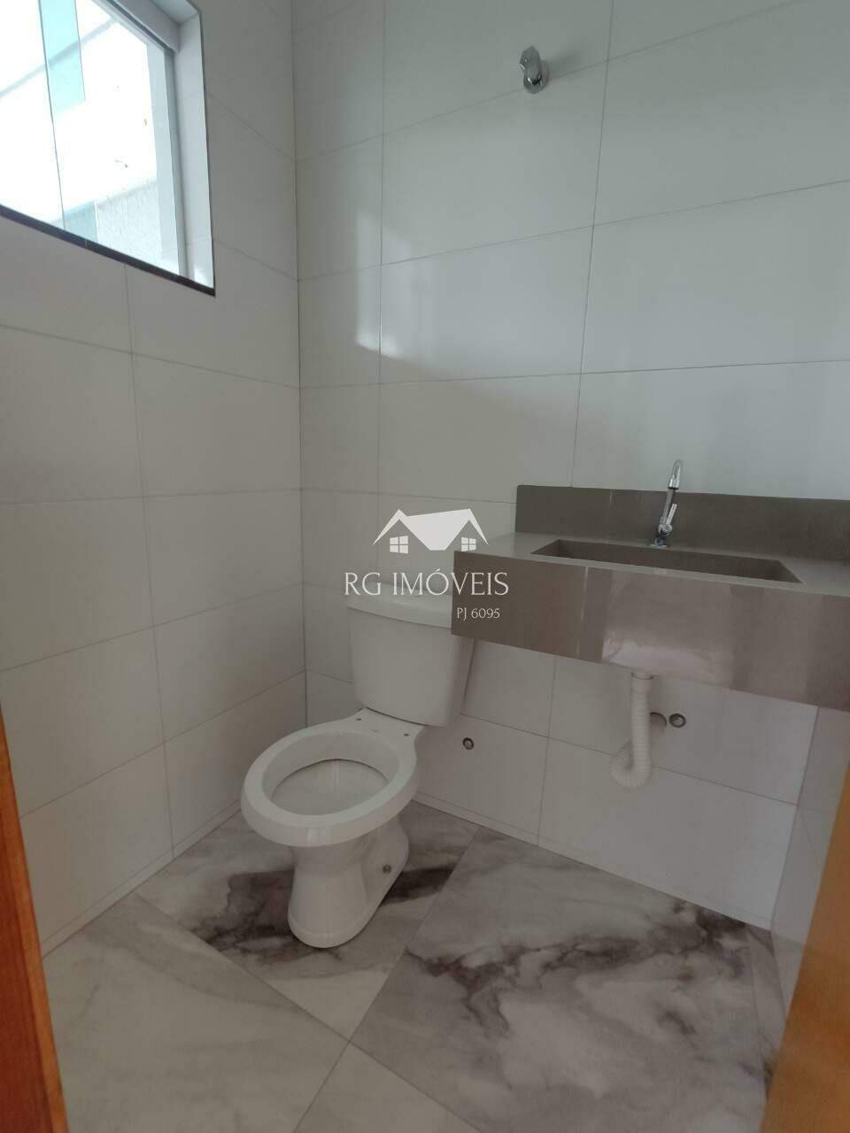 Casa à venda com 3 quartos, 90m² - Foto 4