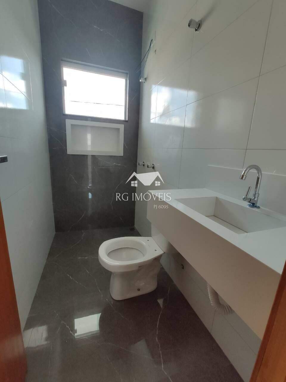 Casa à venda com 3 quartos, 90m² - Foto 10