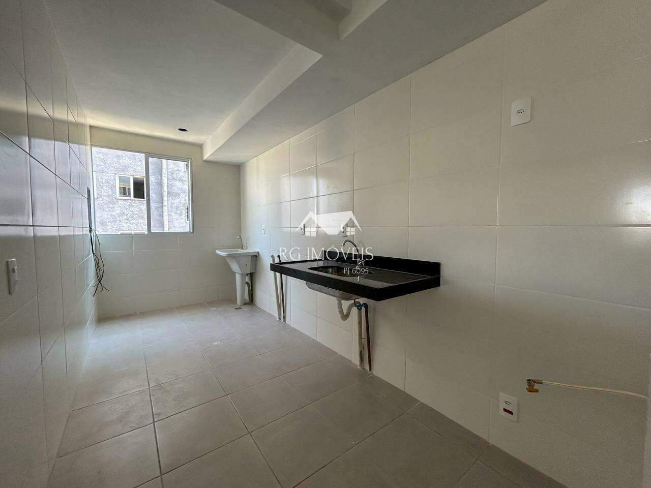 Apartamento à venda com 2 quartos, 61m² - Foto 2