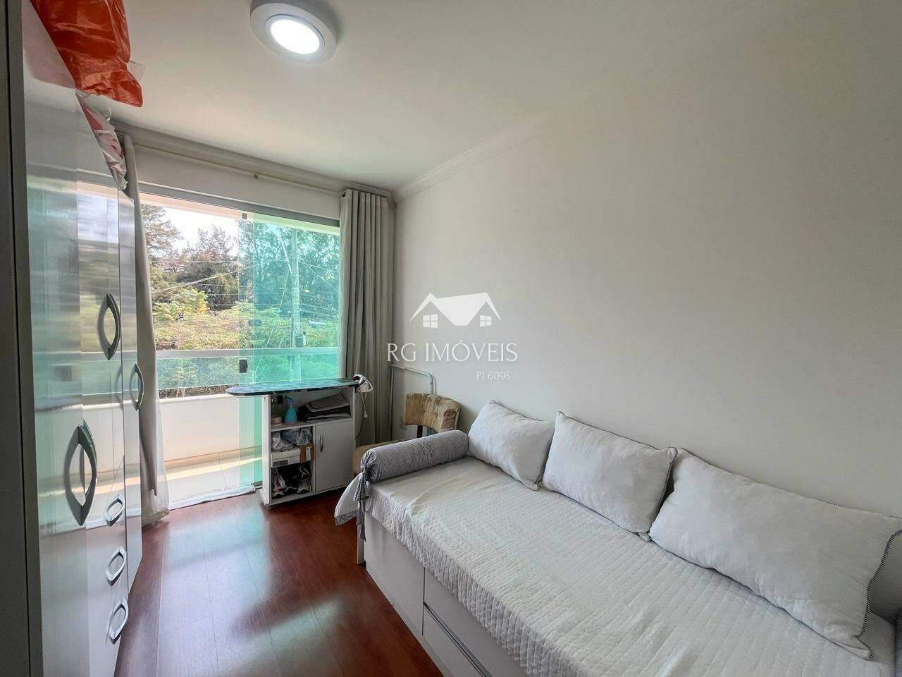 Casa à venda com 3 quartos, 96m² - Foto 21