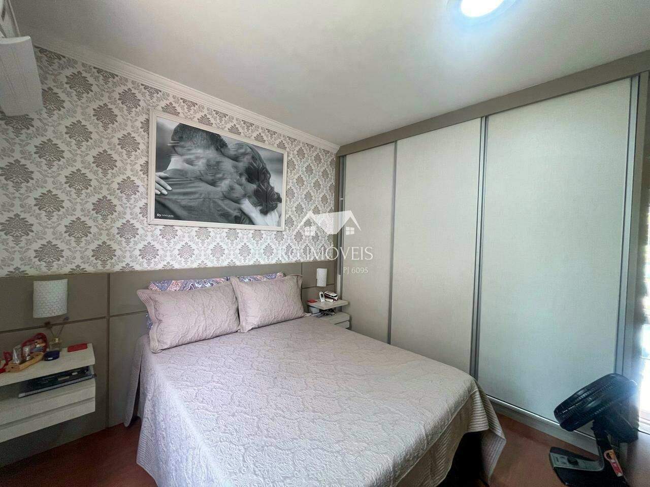 Casa à venda com 3 quartos, 96m² - Foto 15