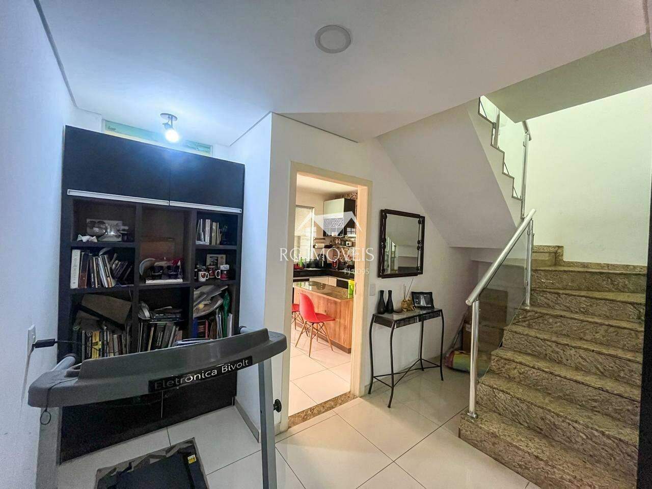 Casa à venda com 3 quartos, 96m² - Foto 5