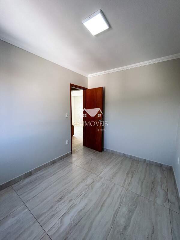 Apartamento à venda com 2 quartos, 49m² - Foto 17