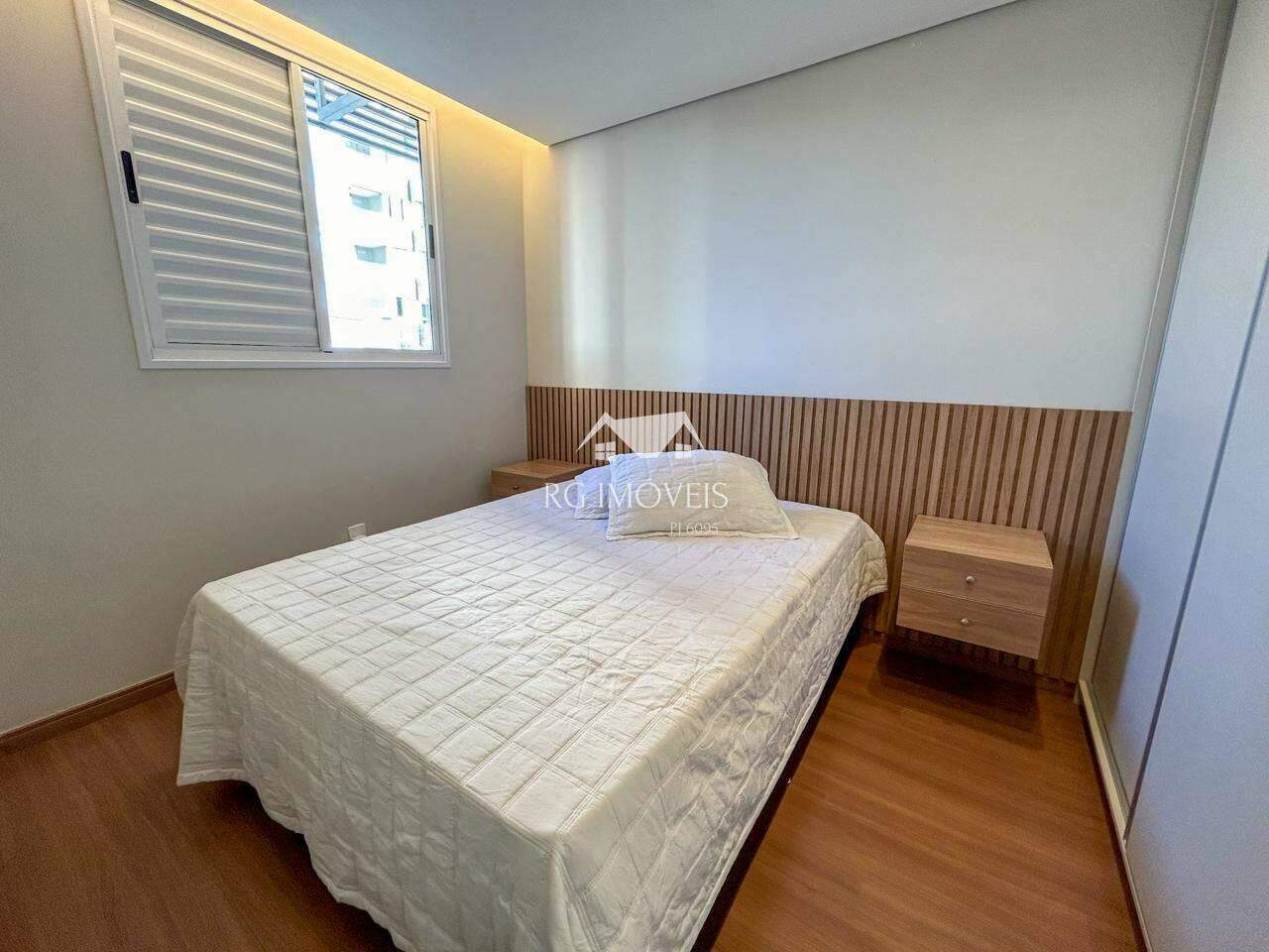 Apartamento à venda com 3 quartos, 75m² - Foto 11