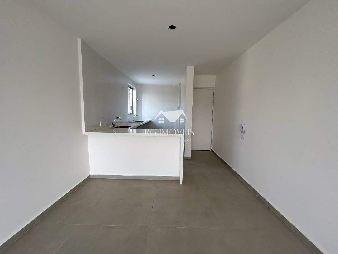 Apartamento à venda com 2 quartos, 65m² - Foto 5