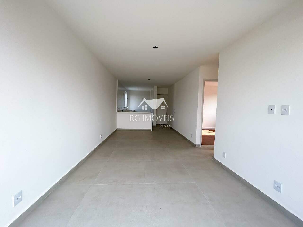 Apartamento à venda com 2 quartos, 65m² - Foto 9