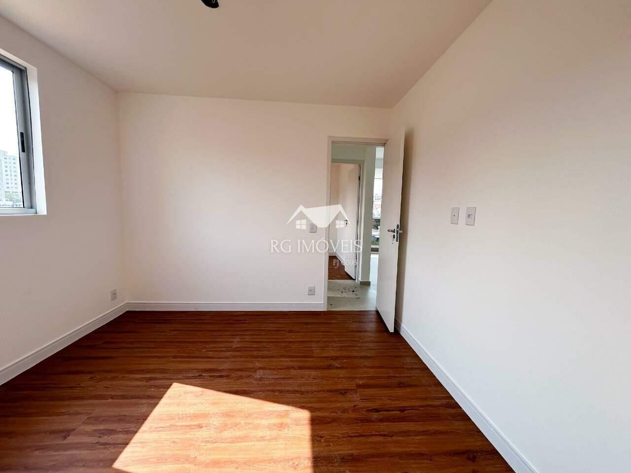 Apartamento à venda com 2 quartos, 65m² - Foto 10