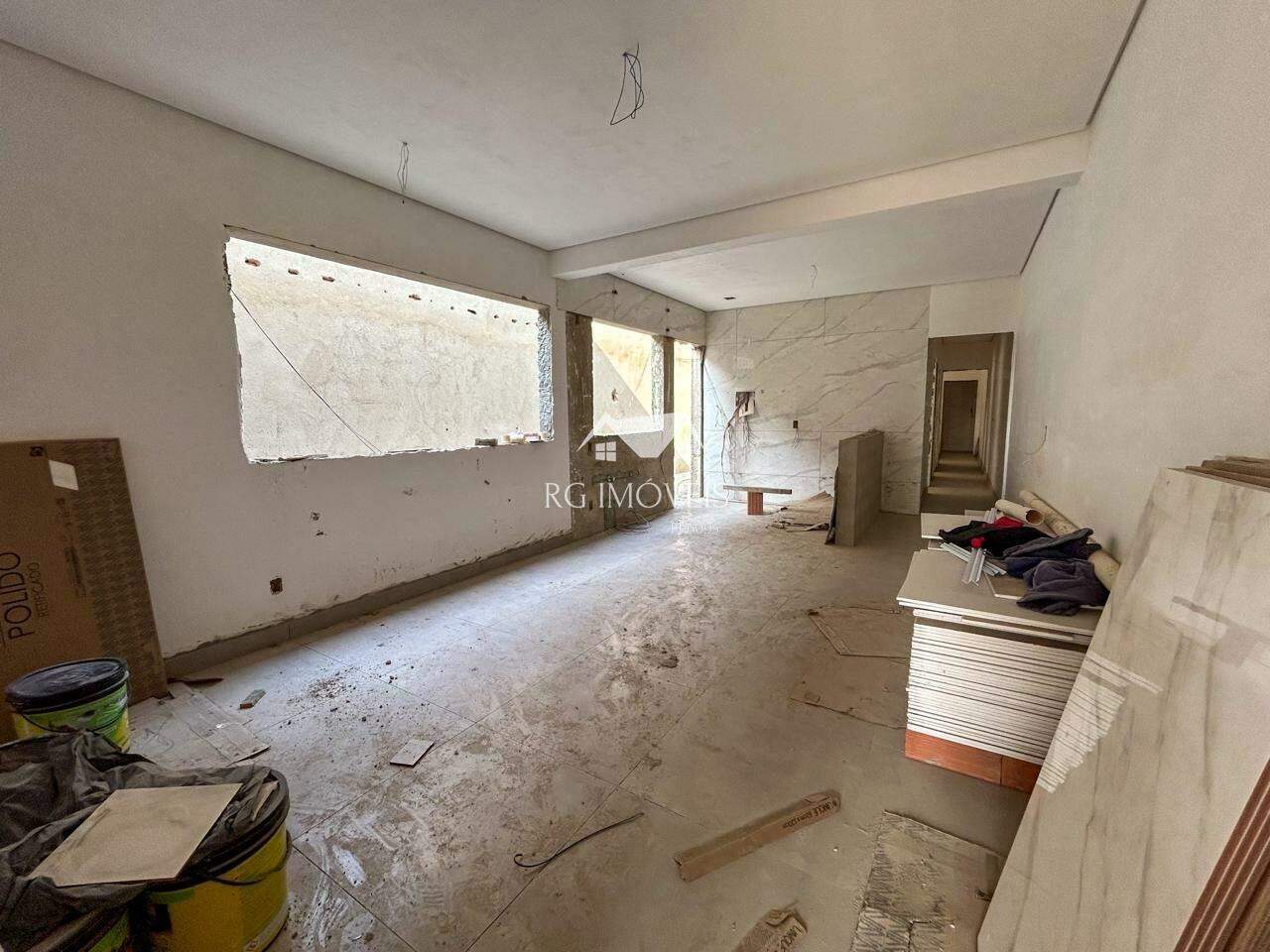 Casa à venda com 3 quartos, 120m² - Foto 4