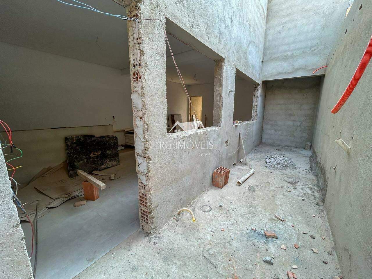 Casa à venda com 3 quartos, 120m² - Foto 10