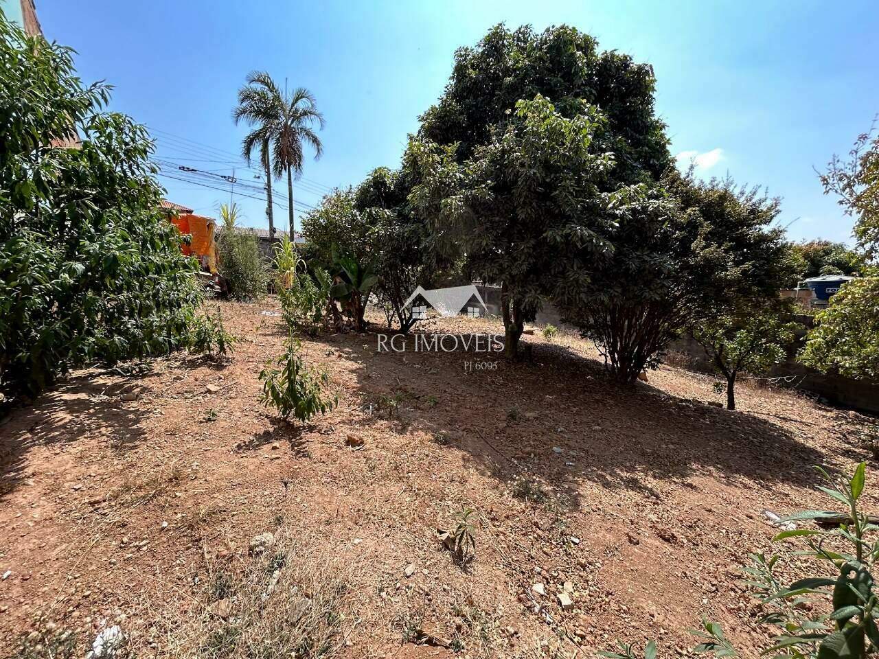 Terreno à venda, 330m² - Foto 1